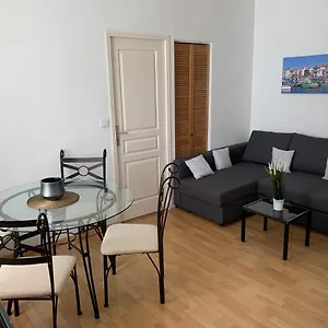 https://biarritz-central-and-quiet-flat.biarritzhotels.info